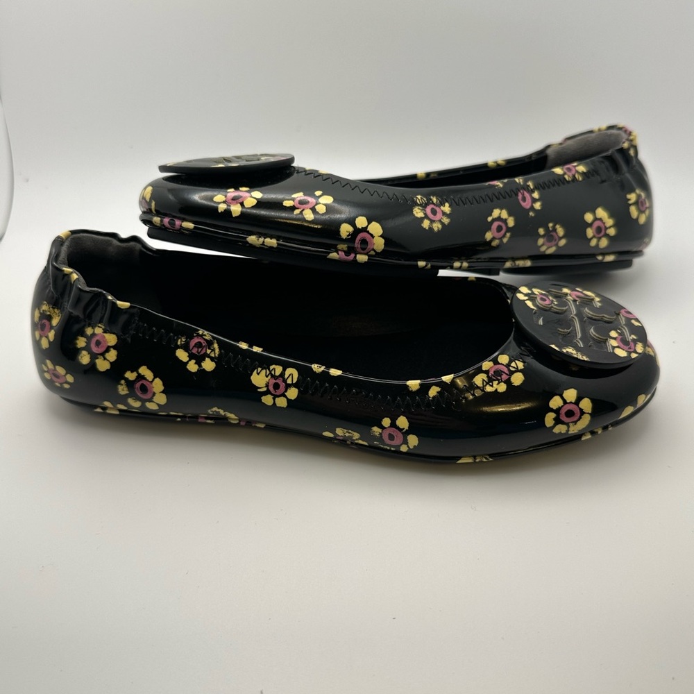 Girls 4.5 Excellent Tory Burch Black Floral Patent Ballet Flats